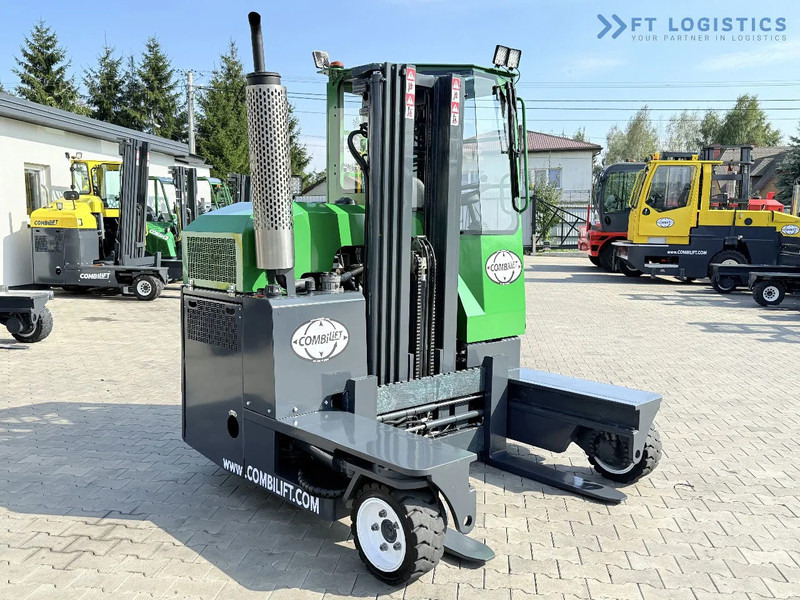Combilift Combilift C2500 / GAS / TRIPLEX 4900MM / FREE LIFT / ONLY 2446 HOURS / FORK POSITIONER / FULL CABIN / PERFECT CONDITION / Wide r - Loader empat arah: gambar 5 Combilift Combilift C2500 / GAS / TRIPLEX 4900MM / FREE LIFT / ONLY 2446 HOURS / FORK POSITIONER / FULL CABIN / PERFECT CONDITION / Wide r - Loader empat arah: gambar 5