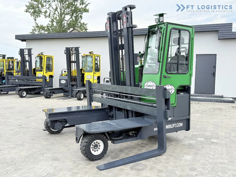 Combilift Combilift C4500 / DIESEL / DUPLEX 4000MM / WIDE FORK POSITIONER / HEATING / FULL CABIN / PERFECT CONDITION / Wide range of four- - Loader empat arah: gambar 2 Combilift Combilift C4500 / DIESEL / DUPLEX 4000MM / WIDE FORK POSITIONER / HEATING / FULL CABIN / PERFECT CONDITION / Wide range of four- - Loader empat arah: gambar 2