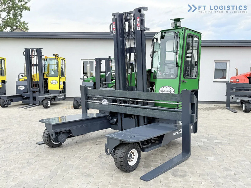 Combilift Combilift C4500 / DIESEL / DUPLEX 4000MM / WIDE FORK POSITIONER / HEATING / FULL CABIN / PERFECT CONDITION / Wide range of four- - Loader empat arah: gambar 3 Combilift Combilift C4500 / DIESEL / DUPLEX 4000MM / WIDE FORK POSITIONER / HEATING / FULL CABIN / PERFECT CONDITION / Wide range of four- - Loader empat arah: gambar 3