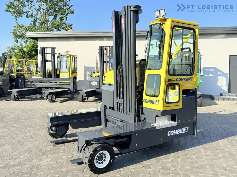Combilift Combilift C5000 / DIESEL / TRIPLEX 6000MM / FREE LIFT / FORK POSITIONER / BUILT-IN SCALE / HEATING / FULL CABIN / PERFECT CONDIT - Loader empat arah: gambar 2 Combilift Combilift C5000 / DIESEL / TRIPLEX 6000MM / FREE LIFT / FORK POSITIONER / BUILT-IN SCALE / HEATING / FULL CABIN / PERFECT CONDIT - Loader empat arah: gambar 2