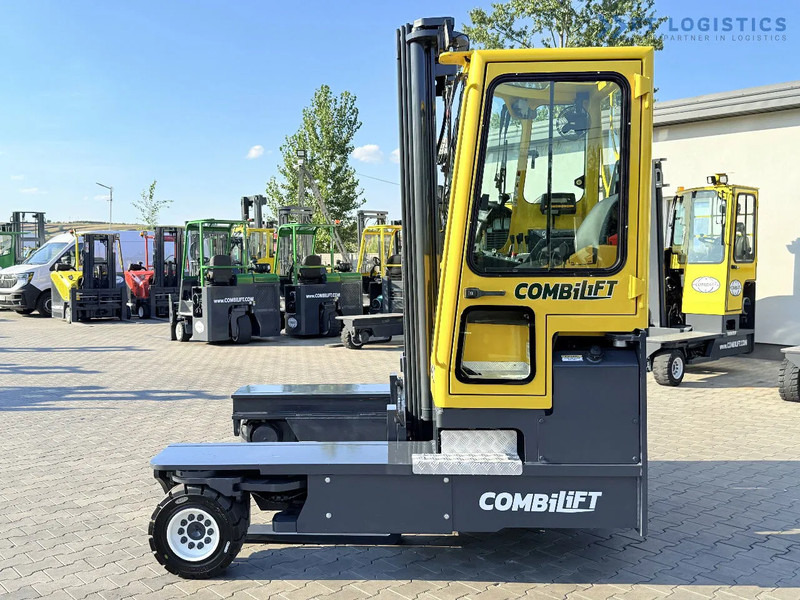 Combilift Combilift C5000 / DIESEL / TRIPLEX 6000MM / FREE LIFT / FORK POSITIONER / BUILT-IN SCALE / HEATING / FULL CABIN / PERFECT CONDIT - Loader empat arah: gambar 4 Combilift Combilift C5000 / DIESEL / TRIPLEX 6000MM / FREE LIFT / FORK POSITIONER / BUILT-IN SCALE / HEATING / FULL CABIN / PERFECT CONDIT - Loader empat arah: gambar 4