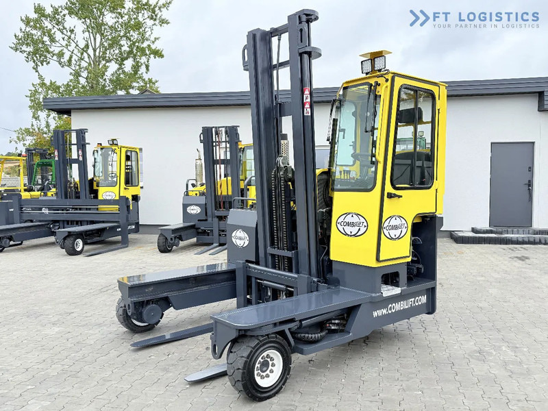Combilift Combilift FOUR-WAY / MULTI-DIRECTIONAL FORKLIFT C4000 / GAS / DUPLEX 4600MM / ONLY 5614 OPERATING HOURS / FORK POSITIONER / FULL - Loader empat arah: gambar 1 Combilift Combilift FOUR-WAY / MULTI-DIRECTIONAL FORKLIFT C4000 / GAS / DUPLEX 4600MM / ONLY 5614 OPERATING HOURS / FORK POSITIONER / FULL - Loader empat arah: gambar 1