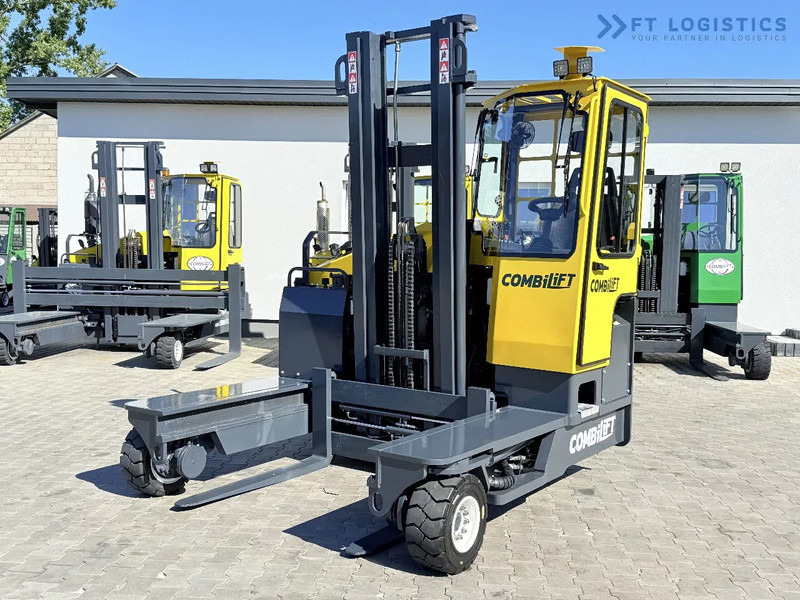 Combilift Combilift FOUR-WAY MULTIDIRECTIONAL FORKLIFT C4000 / DIESEL / DUPLEX 4100MM / ONLY 2888 HOURS / FORK POSITIONER / FULL CABIN – H - Loader empat arah: gambar 1 Combilift Combilift FOUR-WAY MULTIDIRECTIONAL FORKLIFT C4000 / DIESEL / DUPLEX 4100MM / ONLY 2888 HOURS / FORK POSITIONER / FULL CABIN – H - Loader empat arah: gambar 1