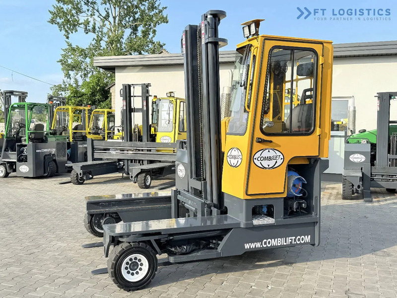 Combilift Combilift FOUR-WAY MULTIDIRECTIONAL FORKLIFT C4000 / GAS / DUPLEX 4500MM / ONLY 6604 HOURS / SIDE SHIFT / FULL CABIN / PERFECT C - Loader empat arah: gambar 3 Combilift Combilift FOUR-WAY MULTIDIRECTIONAL FORKLIFT C4000 / GAS / DUPLEX 4500MM / ONLY 6604 HOURS / SIDE SHIFT / FULL CABIN / PERFECT C - Loader empat arah: gambar 3