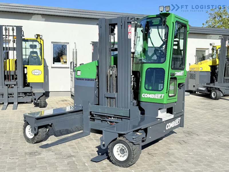 Loader empat arah Combilift Combilift FOUR-WAY MULTIDIRECTIONAL FORKLIFT C4500 / DIESEL / TRIPLEX 4900MM / ONLY 4854 HOURS / FORK POSITIONER / FULL CABIN –: gambar 1