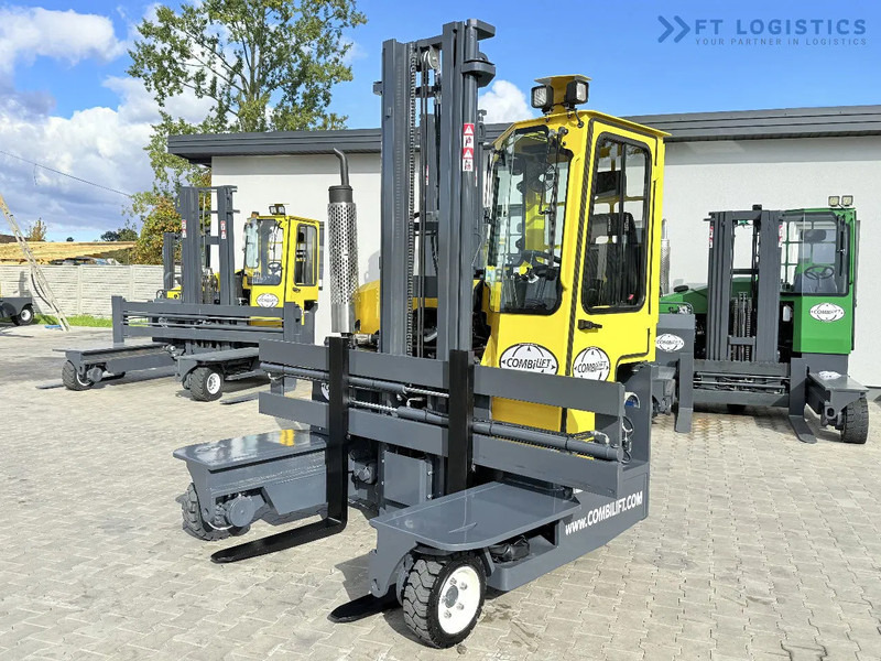 Combilift FOUR-WAY / MULTI-DIRECTIONAL FORKLIFT / ONLY 491 HOURS / C2500 / GAS / DUPLEX 4600MM / SHORT – ONLY 1900MM / WIDTH 2700MM WITH F - Loader empat arah: gambar 2 Combilift FOUR-WAY / MULTI-DIRECTIONAL FORKLIFT / ONLY 491 HOURS / C2500 / GAS / DUPLEX 4600MM / SHORT – ONLY 1900MM / WIDTH 2700MM WITH F - Loader empat arah: gambar 2