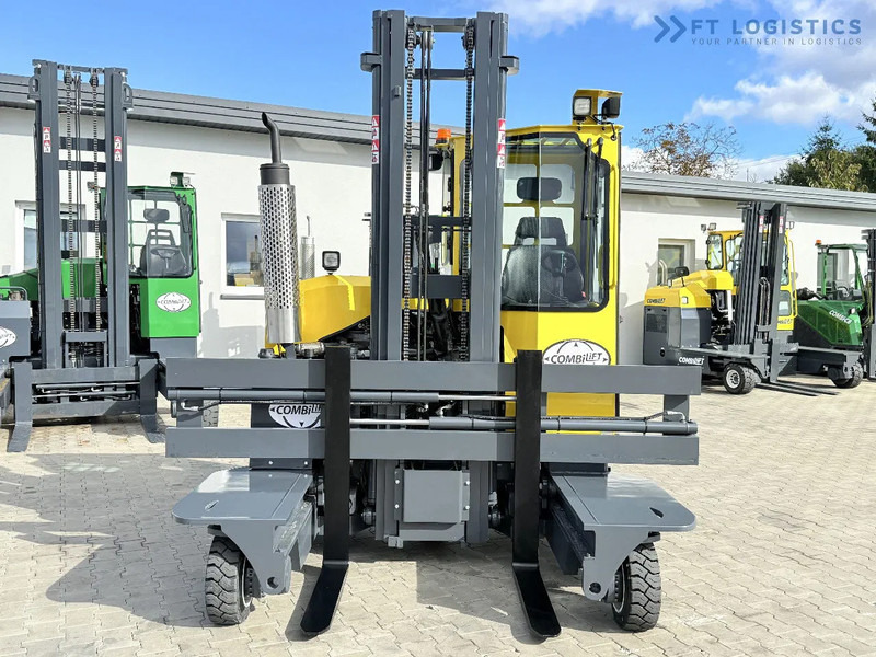 Combilift FOUR-WAY / MULTI-DIRECTIONAL FORKLIFT / ONLY 491 HOURS / C2500 / GAS / DUPLEX 4600MM / SHORT – ONLY 1900MM / WIDTH 2700MM WITH F - Loader empat arah: gambar 4 Combilift FOUR-WAY / MULTI-DIRECTIONAL FORKLIFT / ONLY 491 HOURS / C2500 / GAS / DUPLEX 4600MM / SHORT – ONLY 1900MM / WIDTH 2700MM WITH F - Loader empat arah: gambar 4
