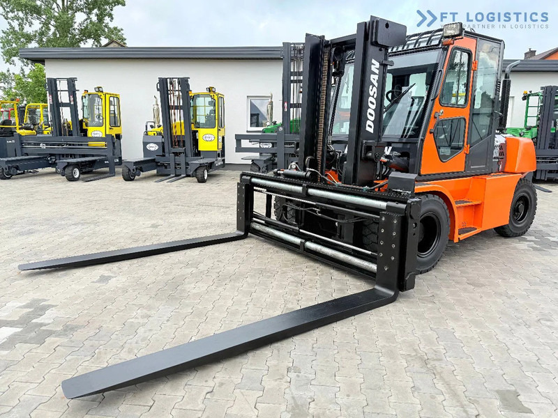 Doosan DOOSAN / DUPLEX 3000MM / SIDE SHIFT / FORK POSITIONER / 2500MM FORKS / 7000KG / CABIN / LIKE NEW DOOSAN / DUPLEX 3000MM / SIDE S - Forklift diesel: gambar 1 Doosan DOOSAN / DUPLEX 3000MM / SIDE SHIFT / FORK POSITIONER / 2500MM FORKS / 7000KG / CABIN / LIKE NEW DOOSAN / DUPLEX 3000MM / SIDE S - Forklift diesel: gambar 1