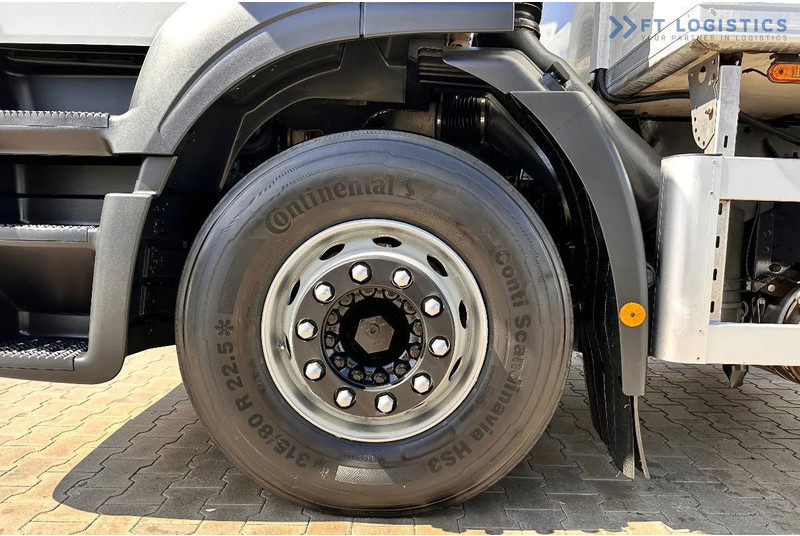 Iveco Stralis 420 STRALIS 420 / Refrigerated Truck / Carrier Supra 950 / 19 Pallets / Tail Lift / Tires - Truk berpendingin: gambar 5 Iveco Stralis 420 STRALIS 420 / Refrigerated Truck / Carrier Supra 950 / 19 Pallets / Tail Lift / Tires - Truk berpendingin: gambar 5
