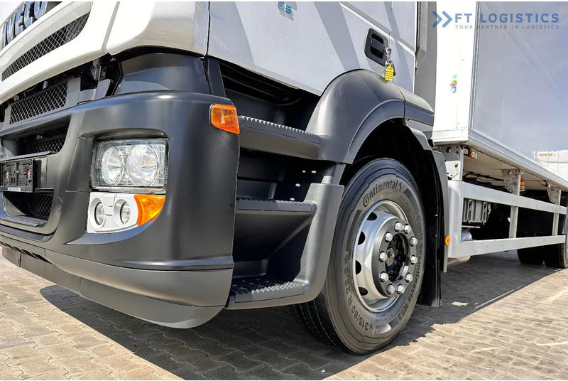 Iveco Stralis 420 STRALIS 420 / Refrigerated Truck / Carrier Supra 950 / 19 Pallets / Tail Lift / Tires - Truk berpendingin: gambar 4 Iveco Stralis 420 STRALIS 420 / Refrigerated Truck / Carrier Supra 950 / 19 Pallets / Tail Lift / Tires - Truk berpendingin: gambar 4