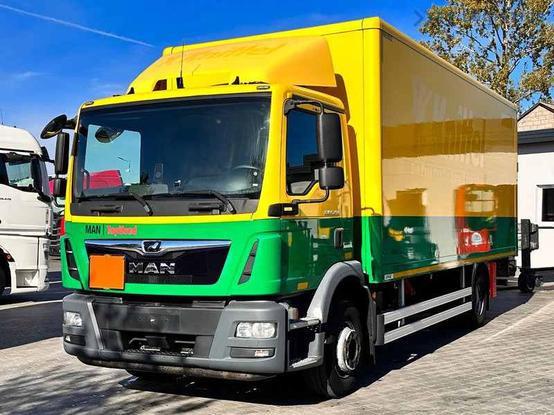 MAN TGM 15.250 MAN TGM 15.250 4X2 / CONTAINER - 16 PALLETS / TAIL LIFT / TIRES 80% / PERFECT CONDITION - Truk box: gambar 2 MAN TGM 15.250 MAN TGM 15.250 4X2 / CONTAINER - 16 PALLETS / TAIL LIFT / TIRES 80% / PERFECT CONDITION - Truk box: gambar 2