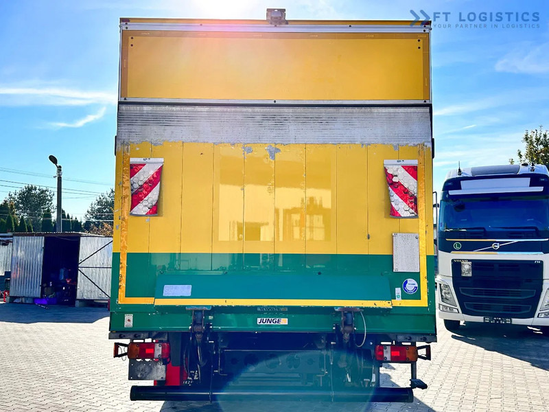 MAN TGM 15.250 MAN TGM 15.250 4X2 / CONTAINER - 16 PALLETS / TAIL LIFT / TIRES 80% / PERFECT CONDITION - Truk box: gambar 5 MAN TGM 15.250 MAN TGM 15.250 4X2 / CONTAINER - 16 PALLETS / TAIL LIFT / TIRES 80% / PERFECT CONDITION - Truk box: gambar 5