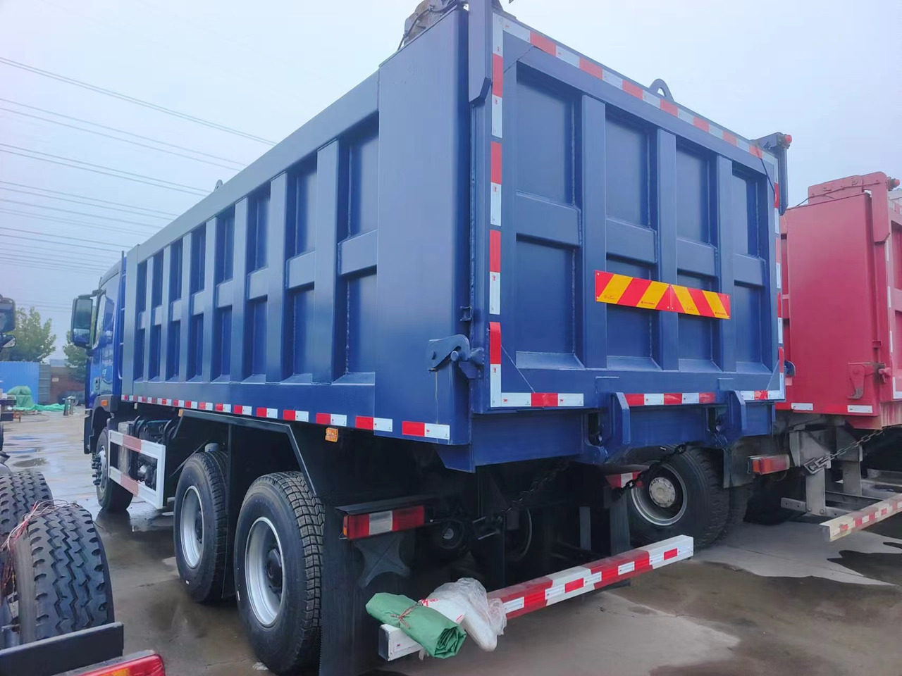 Auman Auman 6*4 dump truck - Truk jungkit: gambar 3 Auman Auman 6*4 dump truck - Truk jungkit: gambar 3