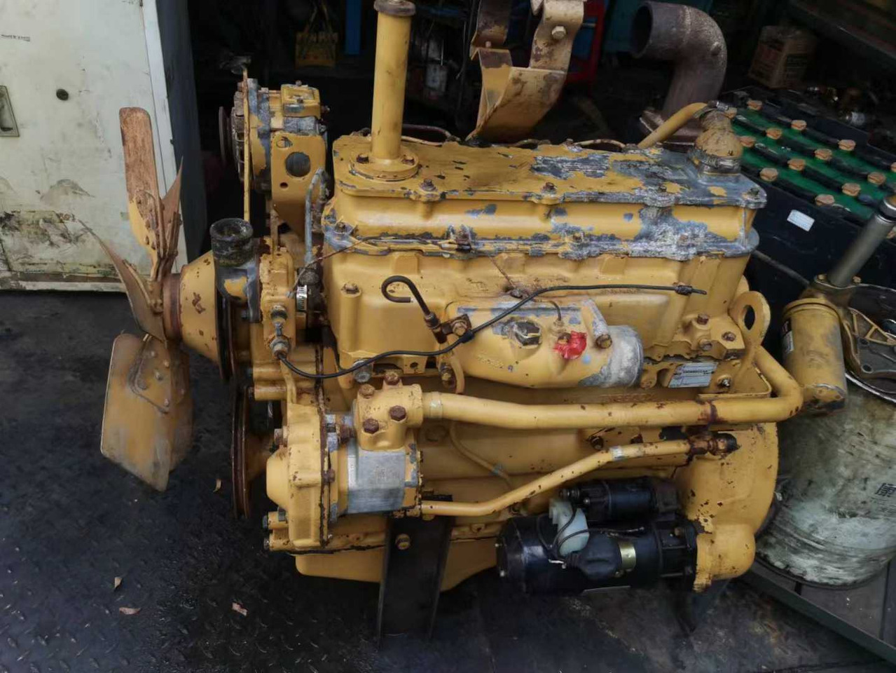 CATERPILLAR 3024C - Mesin untuk Bulldozer: gambar 3 CATERPILLAR 3024C - Mesin untuk Bulldozer: gambar 3