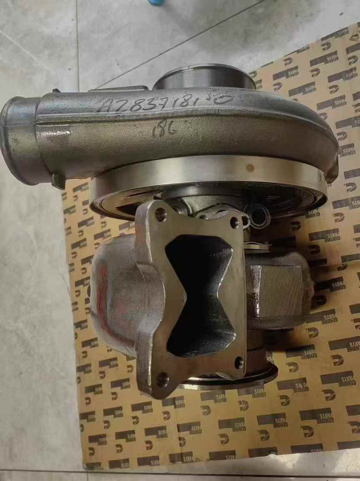CUMMINS 2881769 - Turbo untuk Ekskavator: gambar 1 CUMMINS 2881769 - Turbo untuk Ekskavator: gambar 1
