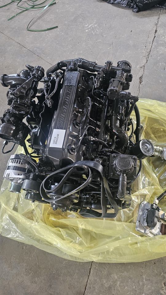 CUMMINS QSF3.8 - Mesin untuk Ekskavator: gambar 1 CUMMINS QSF3.8 - Mesin untuk Ekskavator: gambar 1