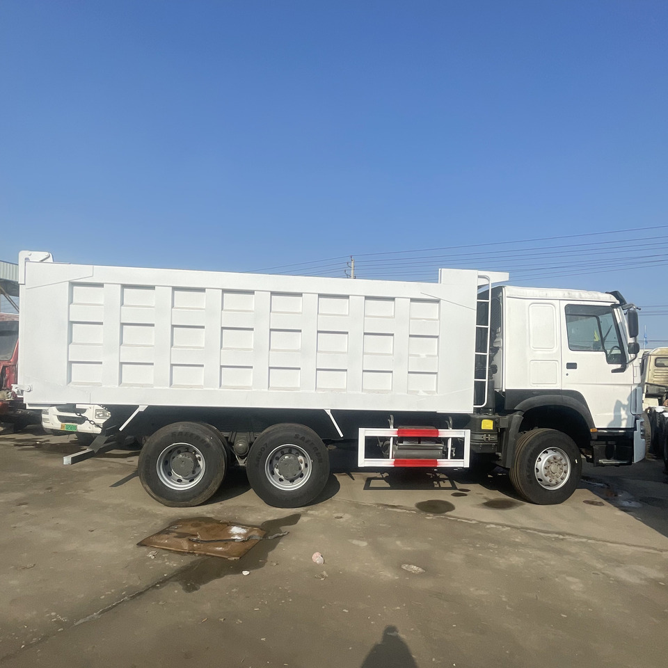 HOWO 6*4 DUMP TRUCK - Truk jungkit: gambar 2 HOWO 6*4 DUMP TRUCK - Truk jungkit: gambar 2