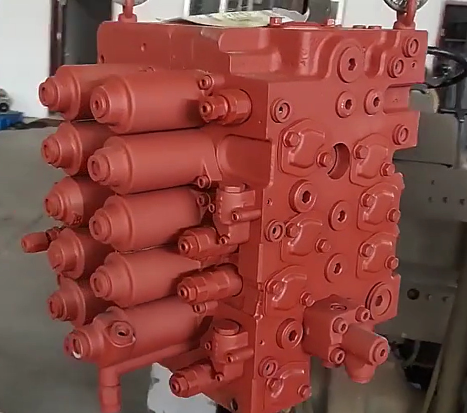 HYUNDAI R210-7 31Q6-16113 31Q6-16111 - Katup hidrolik untuk Ekskavator: gambar 1 HYUNDAI R210-7 31Q6-16113 31Q6-16111 - Katup hidrolik untuk Ekskavator: gambar 1