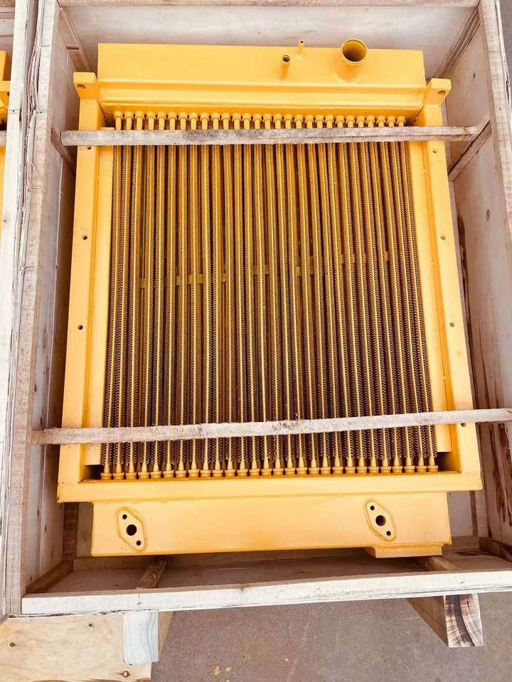 KOMATSU 134-03-00100 - Radiator untuk Ekskavator: gambar 1 KOMATSU 134-03-00100 - Radiator untuk Ekskavator: gambar 1