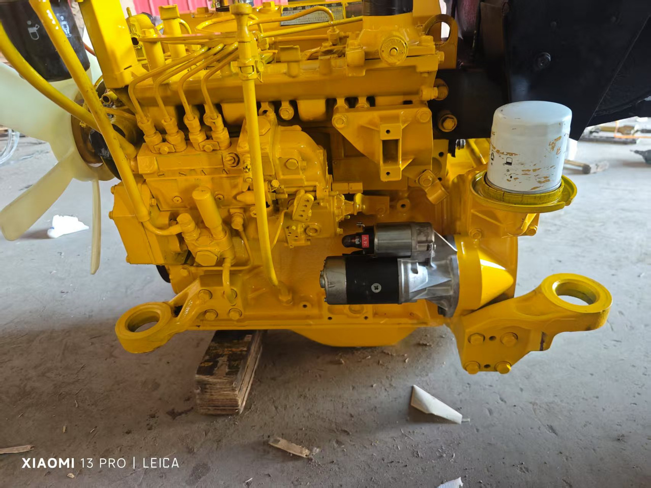 KOMATSU 4D95LE - Mesin untuk Ekskavator: gambar 2 KOMATSU 4D95LE - Mesin untuk Ekskavator: gambar 2