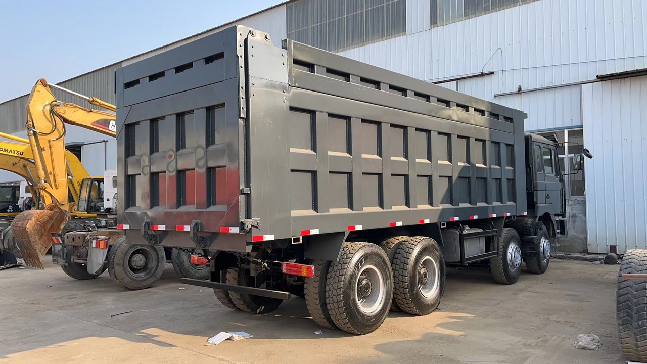 SHACMAN Shacman F3000 8*4 dump truck - Truk jungkit: gambar 2 SHACMAN Shacman F3000 8*4 dump truck - Truk jungkit: gambar 2