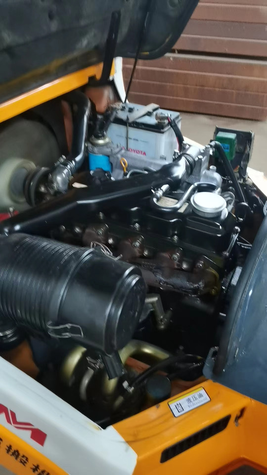 TCM 3 tons 2 stages - Forklift diesel: gambar 2 TCM 3 tons 2 stages - Forklift diesel: gambar 2