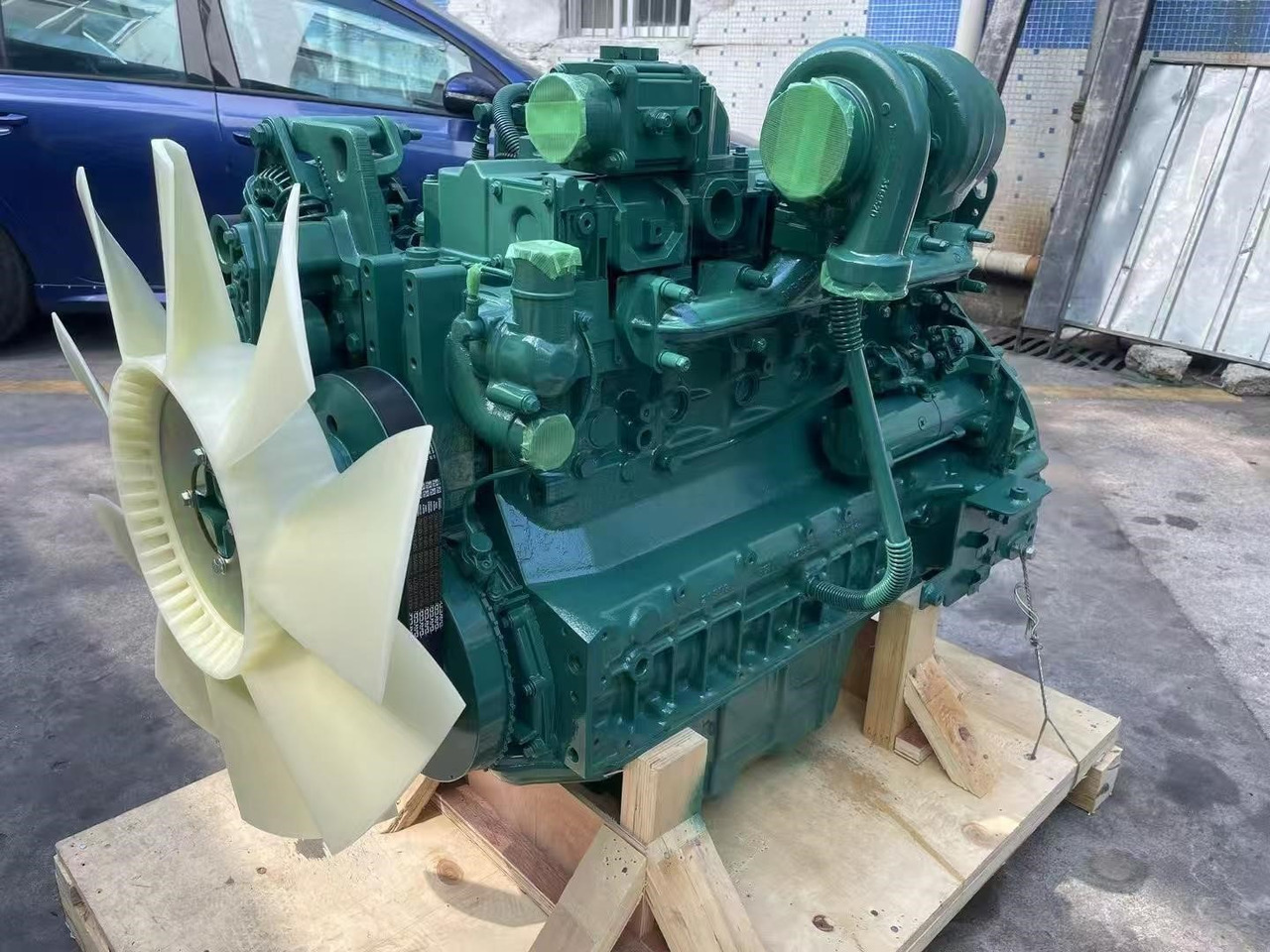 VOLVO D6D - Mesin untuk Ekskavator: gambar 1 VOLVO D6D - Mesin untuk Ekskavator: gambar 1