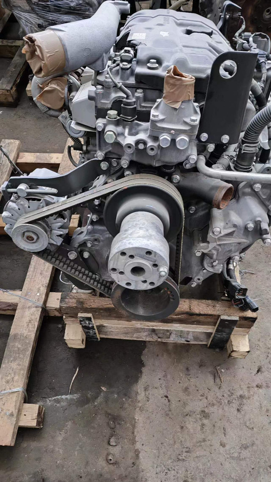 YANMAR 4M50 - Mesin untuk Ekskavator: gambar 3 YANMAR 4M50 - Mesin untuk Ekskavator: gambar 3