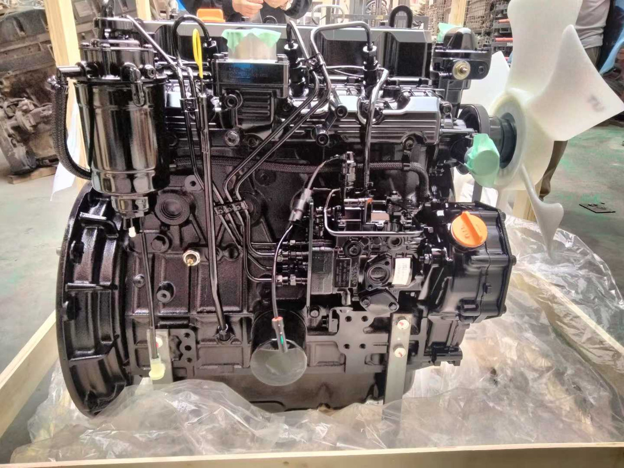 YANMAR 4TNE98 - Mesin untuk Peralatan konstruksi: gambar 1 YANMAR 4TNE98 - Mesin untuk Peralatan konstruksi: gambar 1