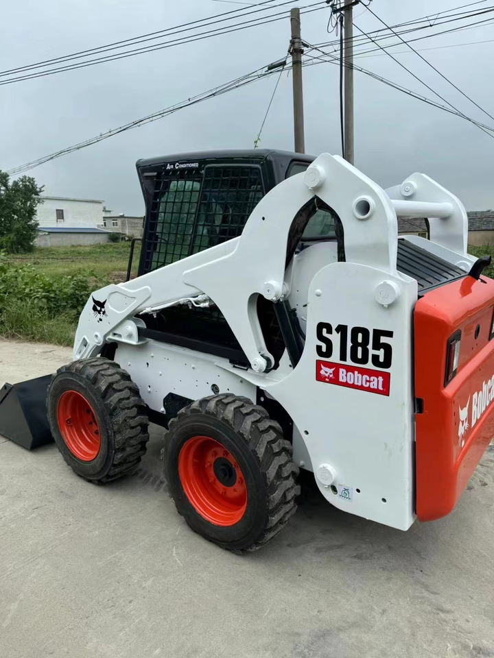 BOBCAT High Quality BOBCAT-S185 Skid Steer Loader in Good Condition - Skid steer: gambar 4 BOBCAT High Quality BOBCAT-S185 Skid Steer Loader in Good Condition - Skid steer: gambar 4