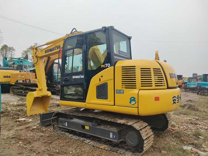 Cheap Used Komatsu PC70-8 Crawler Excavator with High Efficiency Used Heavy Machinery Komatsu PC70-8 Digger Cheap for Sale - Ekskavator perayap: gambar 4 Cheap Used Komatsu PC70-8 Crawler Excavator with High Efficiency Used Heavy Machinery Komatsu PC70-8 Digger Cheap for Sale - Ekskavator perayap: gambar 4