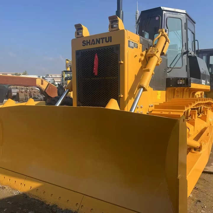 China Famous Brand Used Shantui SD22 Crawler Bulldozer Low Price Running Working Condition for Sale SD16/SD22/SD32 in Stock - Bulldozer: gambar 1 China Famous Brand Used Shantui SD22 Crawler Bulldozer Low Price Running Working Condition for Sale SD16/SD22/SD32 in Stock - Bulldozer: gambar 1