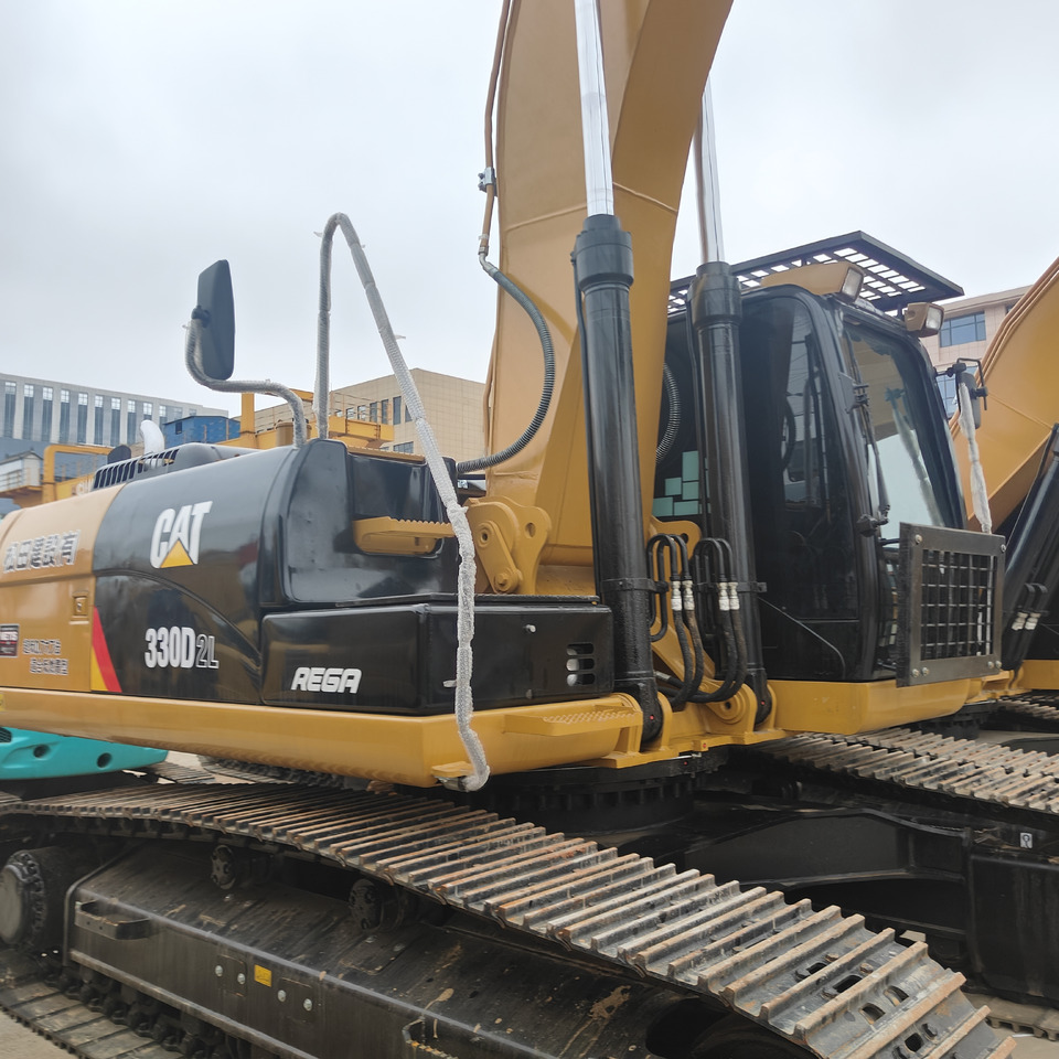 EXCAVATOR Used 30tons Large Caterpillar Excavator 330D2L for Sale Used Excavator in Fine Condition and Low Price Hot Sale - Ekskavator perayap: gambar 1 EXCAVATOR Used 30tons Large Caterpillar Excavator 330D2L for Sale Used Excavator in Fine Condition and Low Price Hot Sale - Ekskavator perayap: gambar 1