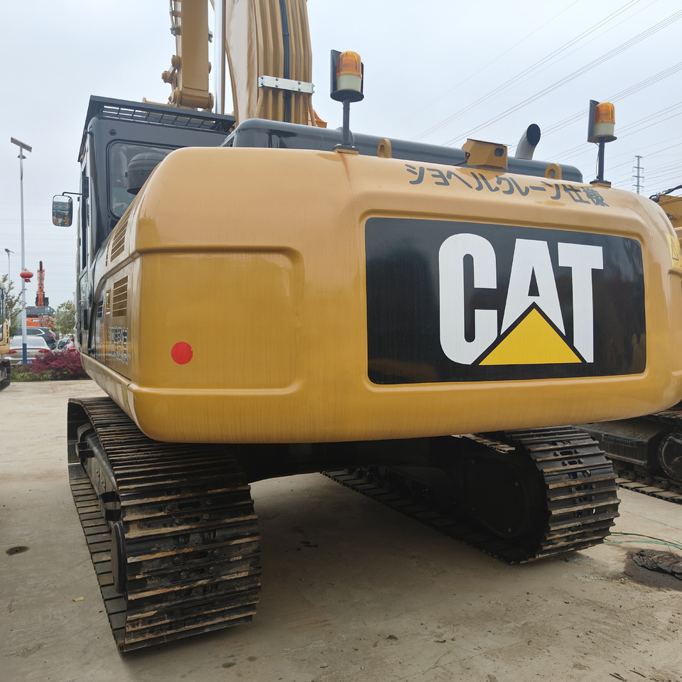 EXCAVATOR Used 30tons Large Caterpillar Excavator 330D2L for Sale Used Excavator in Fine Condition and Low Price Hot Sale - Ekskavator perayap: gambar 5 EXCAVATOR Used 30tons Large Caterpillar Excavator 330D2L for Sale Used Excavator in Fine Condition and Low Price Hot Sale - Ekskavator perayap: gambar 5