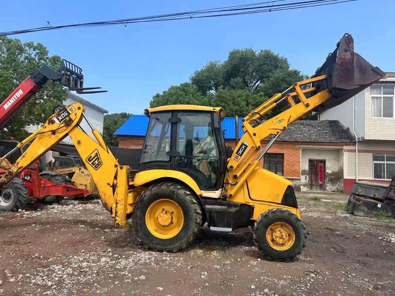 Good Condition Used Backhoe JCB 3CX - Backhoe loader: gambar 1 Good Condition Used Backhoe JCB 3CX - Backhoe loader: gambar 1