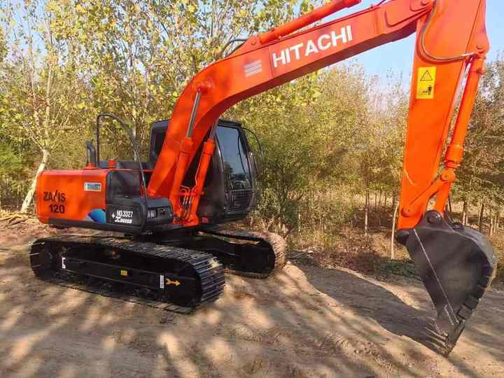 Japan Original Hitachi ZX120 Crawler Excavator Perfect for Various Projects Available Used Excavators for Sale - Ekskavator perayap: gambar 3 Japan Original Hitachi ZX120 Crawler Excavator Perfect for Various Projects Available Used Excavators for Sale - Ekskavator perayap: gambar 3