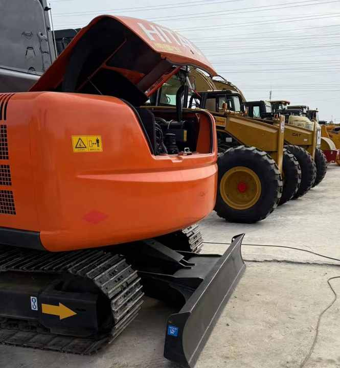 Original Japan Hitachi ZX60 Excavator Hitachi Excavator in Low Price for Hot Sale - Ekskavator perayap: gambar 4 Original Japan Hitachi ZX60 Excavator Hitachi Excavator in Low Price for Hot Sale - Ekskavator perayap: gambar 4