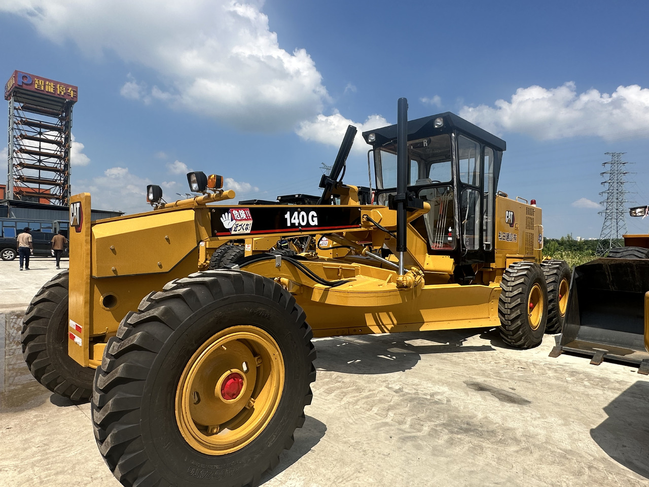 GRADER CAT 140G GRADER | Ideal for Mining & Demolition | Global Export & COD Accepted - Peralatan konstruksi: gambar 4 GRADER CAT 140G GRADER | Ideal for Mining & Demolition | Global Export & COD Accepted - Peralatan konstruksi: gambar 4