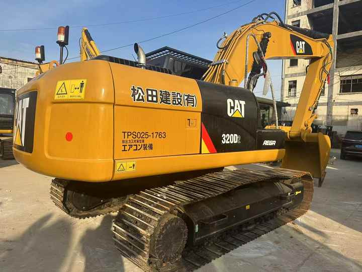 Second Hand Excavator 320D Used Low Price Caterpillar CAT 312D 315D 320D 325D in Good Condition - Ekskavator perayap: gambar 2 Second Hand Excavator 320D Used Low Price Caterpillar CAT 312D 315D 320D 325D in Good Condition - Ekskavator perayap: gambar 2