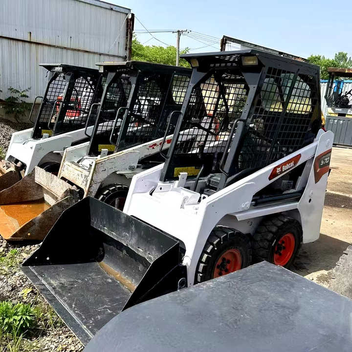 Used Bobcat S70 Skid Teer in Stock Good Condition bobcat S70 S160 185 300 330 Skid Steer for Sale - Skid steer: gambar 1 Used Bobcat S70 Skid Teer in Stock Good Condition bobcat S70 S160 185 300 330 Skid Steer for Sale - Skid steer: gambar 1