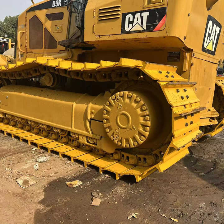 Used Cat Mini Bulldozer D5k Cat Dozers - Bulldozer: gambar 1 Used Cat Mini Bulldozer D5k Cat Dozers - Bulldozer: gambar 1
