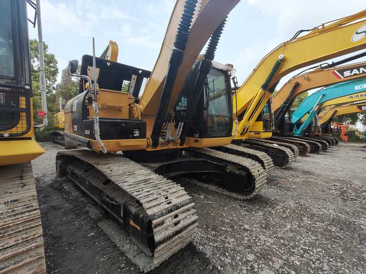Used Digger CAT 329D2 Construction Machinery Construction Digger Used CAT 329D2 Cheap Excavator - Ekskavator perayap: gambar 3 Used Digger CAT 329D2 Construction Machinery Construction Digger Used CAT 329D2 Cheap Excavator - Ekskavator perayap: gambar 3