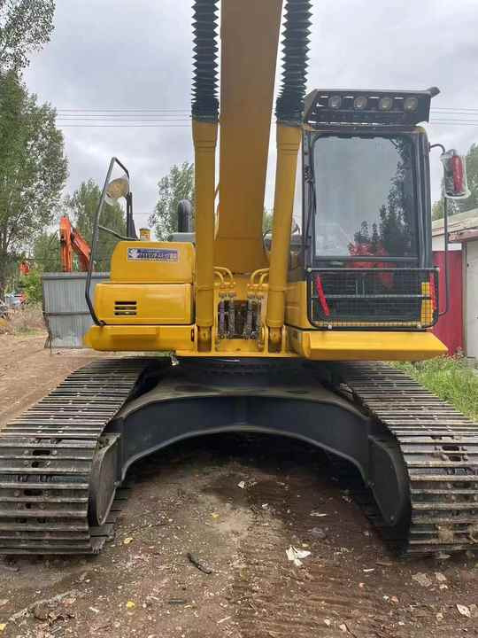 Used Good Quality Japan Original PC220-8 in Good Condition PC220-8 Komatsu - Ekskavator perayap: gambar 2 Used Good Quality Japan Original PC220-8 in Good Condition PC220-8 Komatsu - Ekskavator perayap: gambar 2