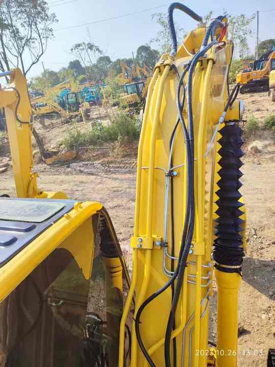 Used Japan Original PC120-8 in Good Condition PC120-8 Komatsu in Good Quality - Ekskavator perayap: gambar 5 Used Japan Original PC120-8 in Good Condition PC120-8 Komatsu in Good Quality - Ekskavator perayap: gambar 5