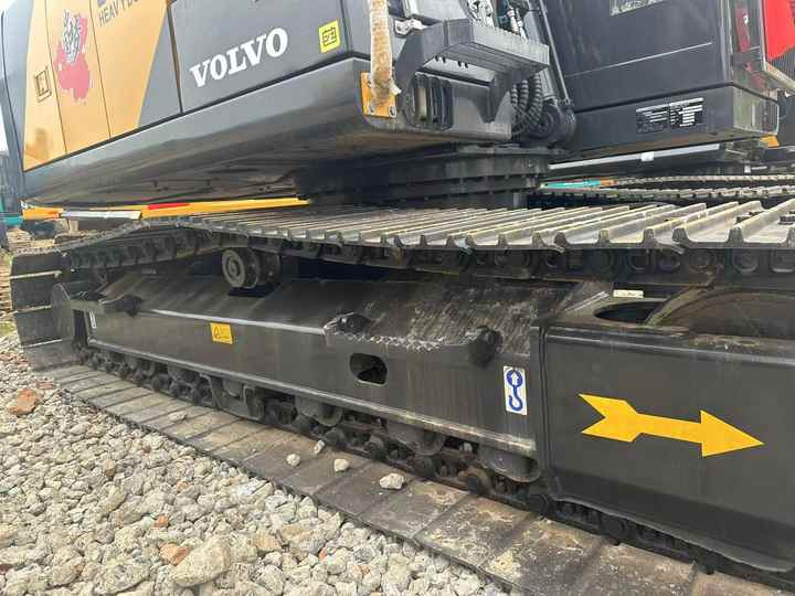 Used Original Volvo EC140 Excavator on Sale - Ekskavator: gambar 4 Used Original Volvo EC140 Excavator on Sale - Ekskavator: gambar 4