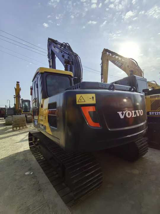 Used Volvo 14 tonne crawler excavator Volvo ec140 excavator powerful low price good quality for sale - Ekskavator perayap: gambar 4 Used Volvo 14 tonne crawler excavator Volvo ec140 excavator powerful low price good quality for sale - Ekskavator perayap: gambar 4