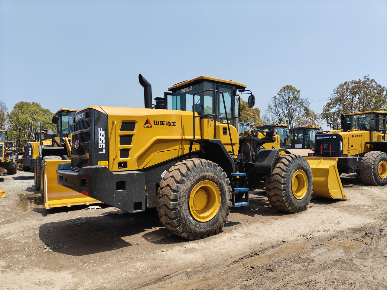 WHEEL LOADER Affordable UsedSDLG 956F Front-End Loader - Low Hours, Ready-to-Ship Globally - Wheel loader: gambar 2 WHEEL LOADER Affordable UsedSDLG 956F Front-End Loader - Low Hours, Ready-to-Ship Globally - Wheel loader: gambar 2
