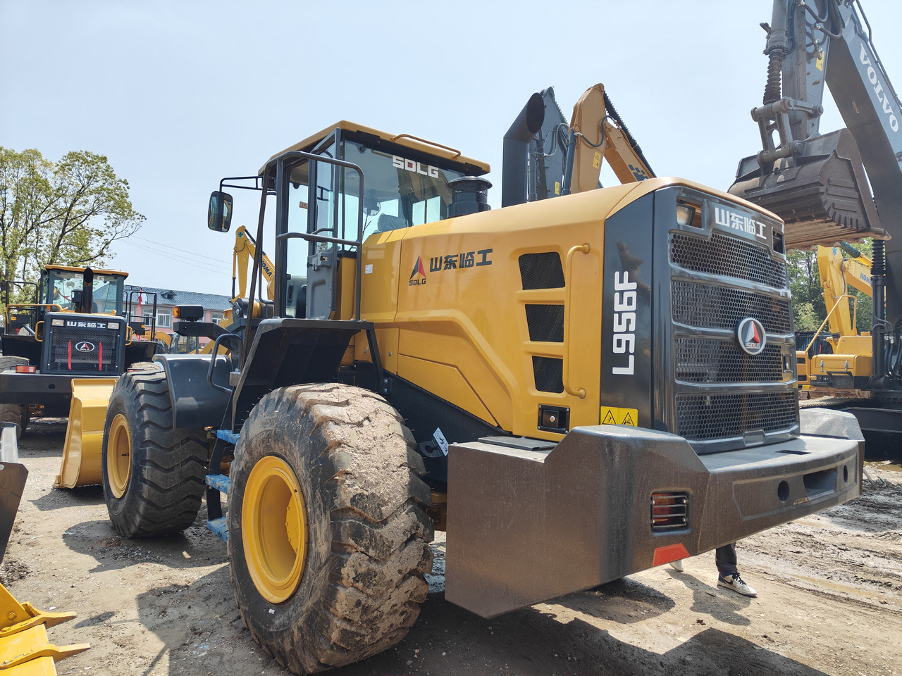 WHEEL LOADER Affordable UsedSDLG 956F Front-End Loader - Low Hours, Ready-to-Ship Globally - Wheel loader: gambar 3 WHEEL LOADER Affordable UsedSDLG 956F Front-End Loader - Low Hours, Ready-to-Ship Globally - Wheel loader: gambar 3