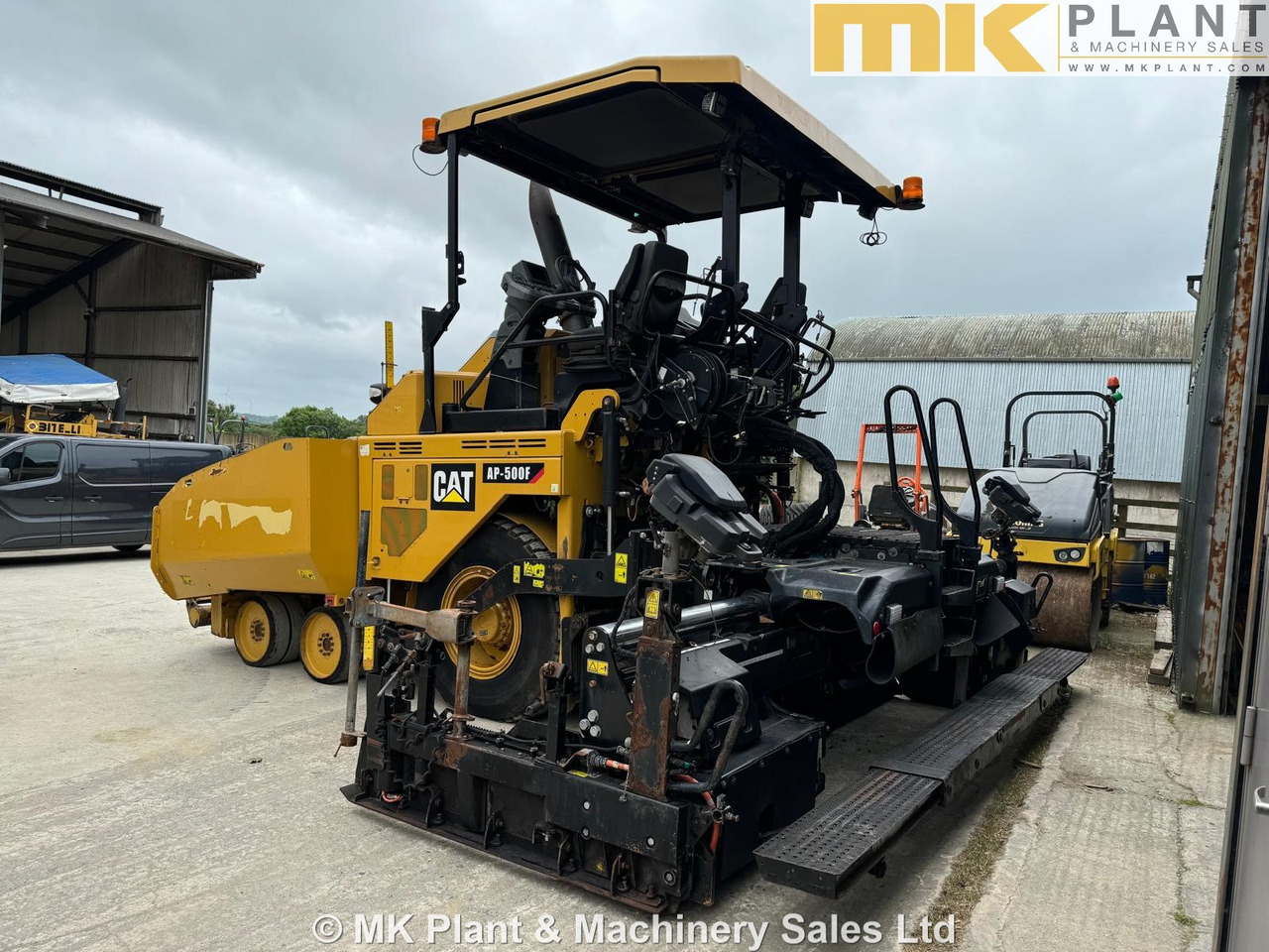 CATERPILLAR AP500F - Paver aspal: gambar 3 CATERPILLAR AP500F - Paver aspal: gambar 3