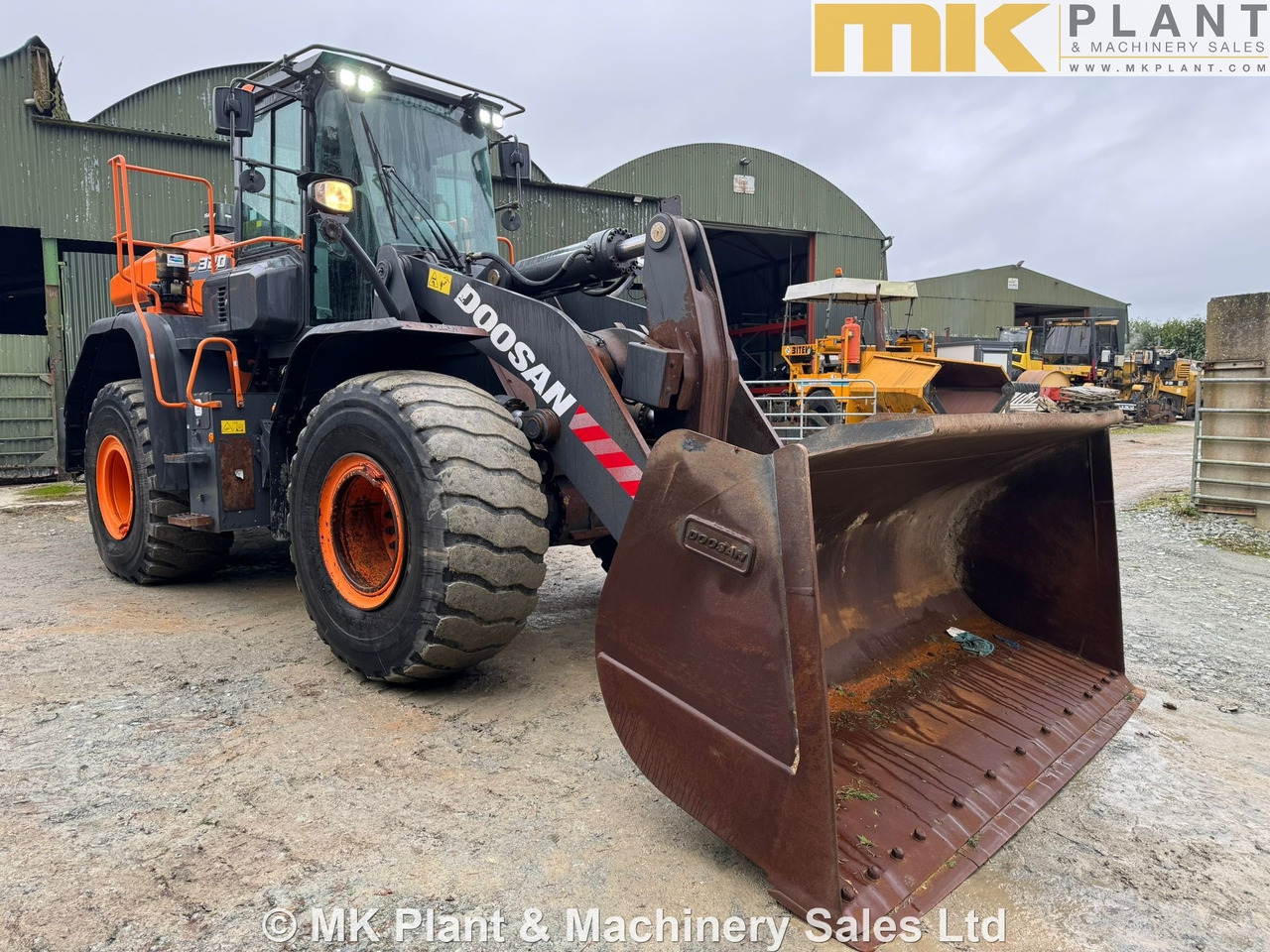 DOOSAN DL320-7 - Wheel loader: gambar 5 DOOSAN DL320-7 - Wheel loader: gambar 5